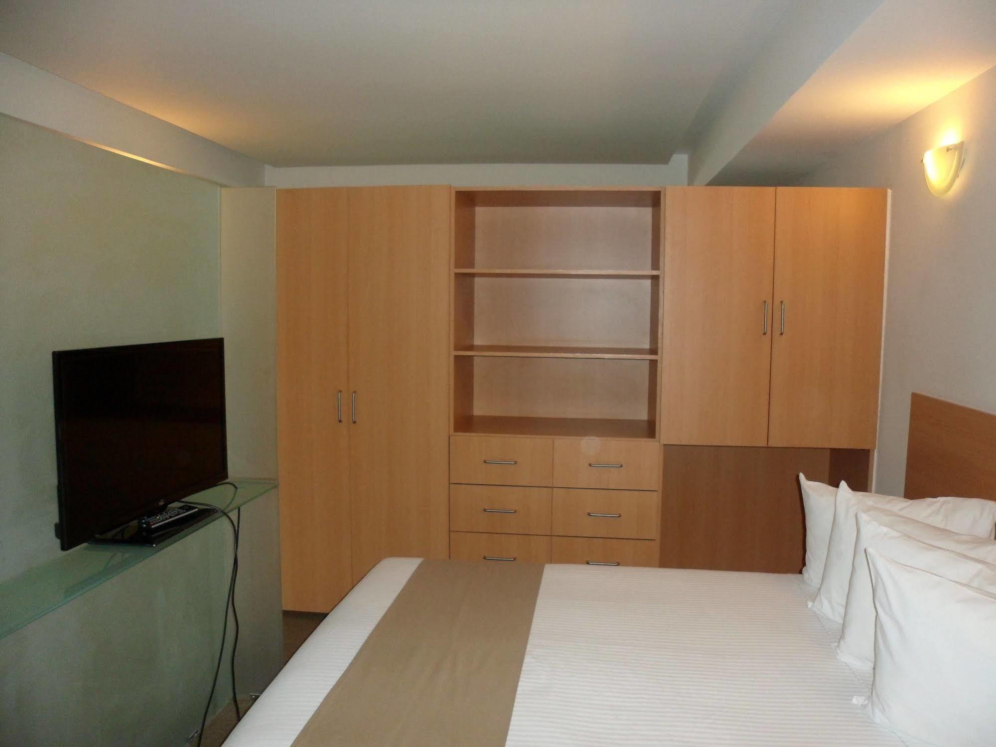 Aparthotel Capri Reforma 410 Città del Messico Esterno foto