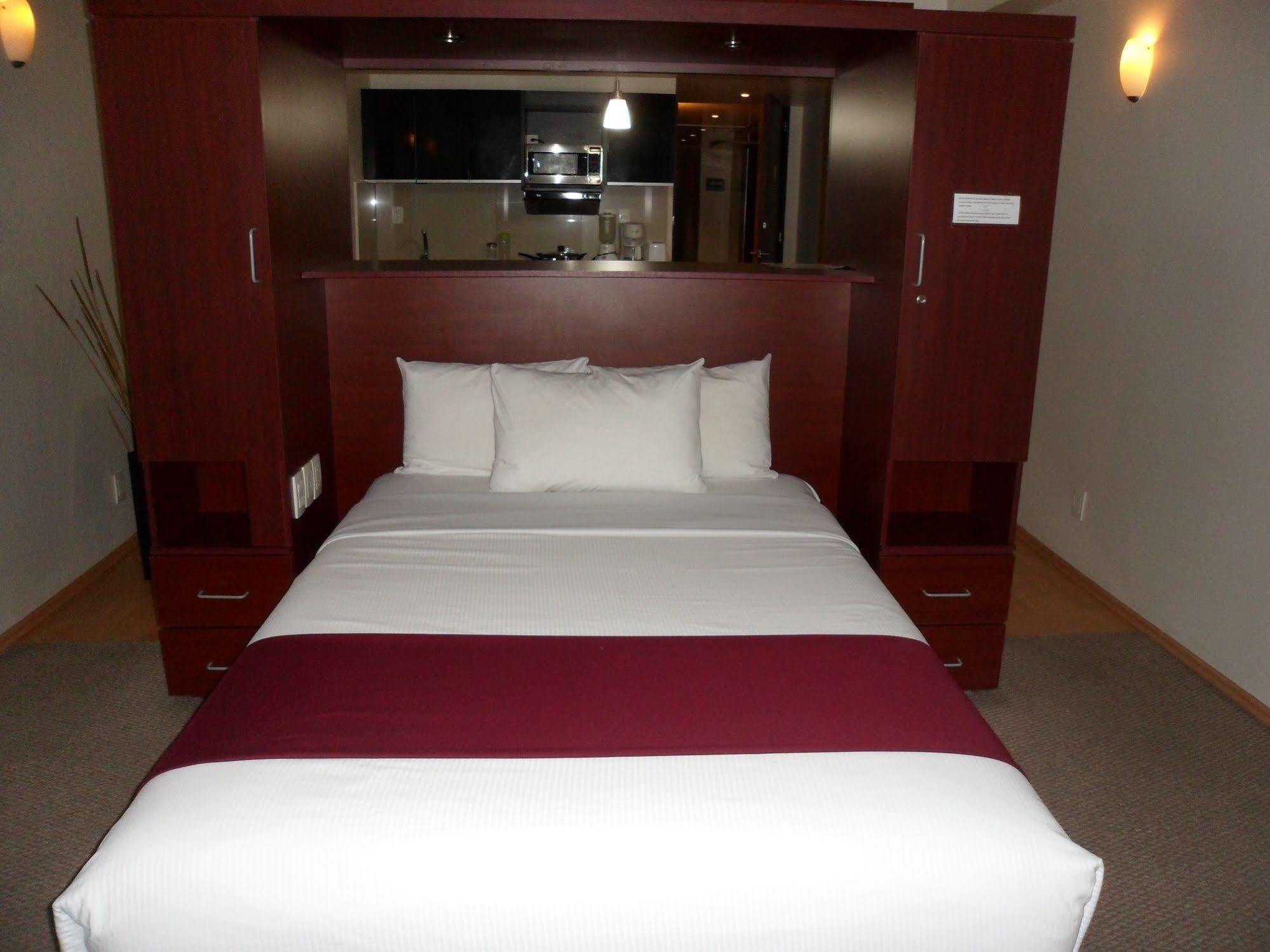 Aparthotel Capri Reforma 410 Città del Messico Esterno foto